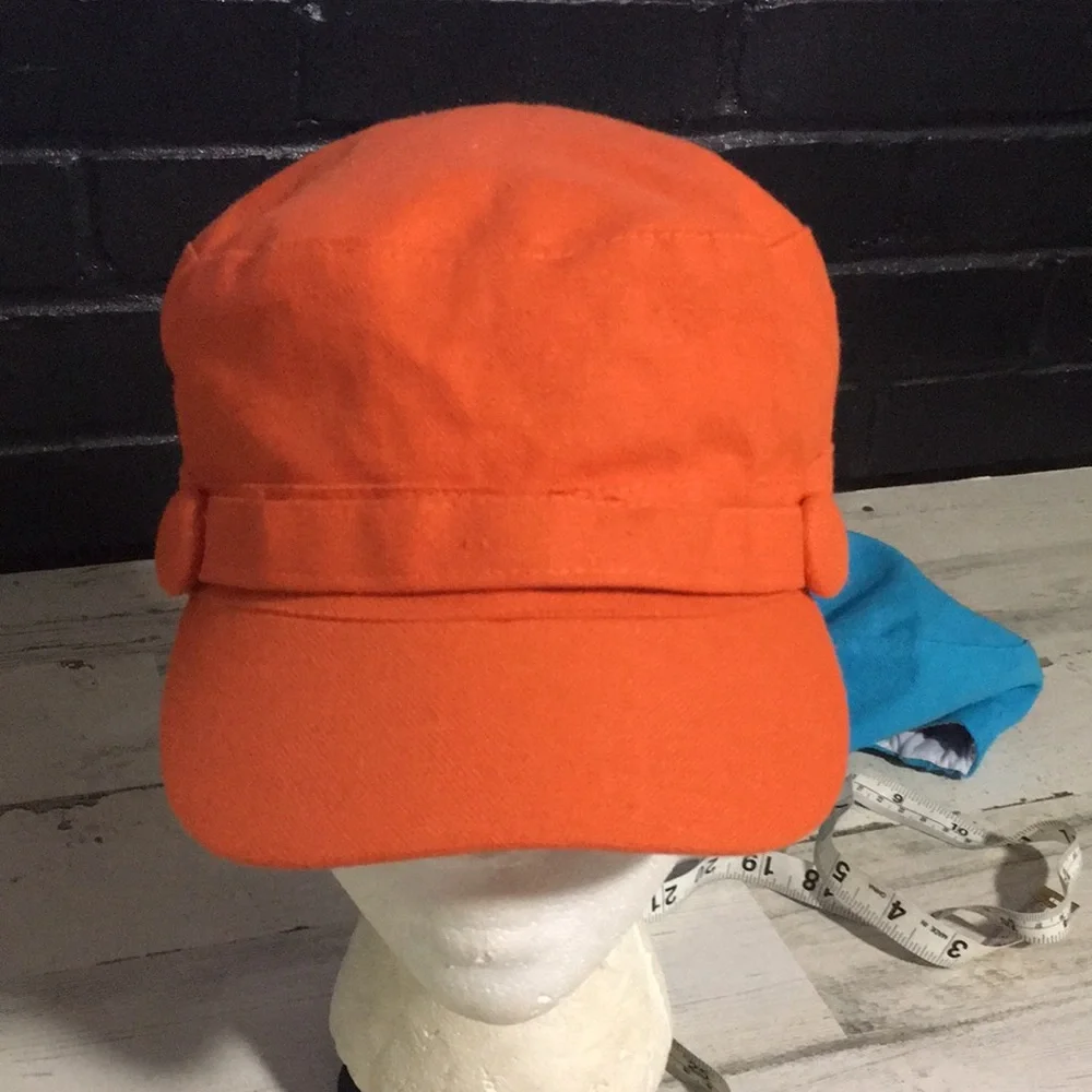 Bossani woman’s set of three stretch ball cap with two buttons and band